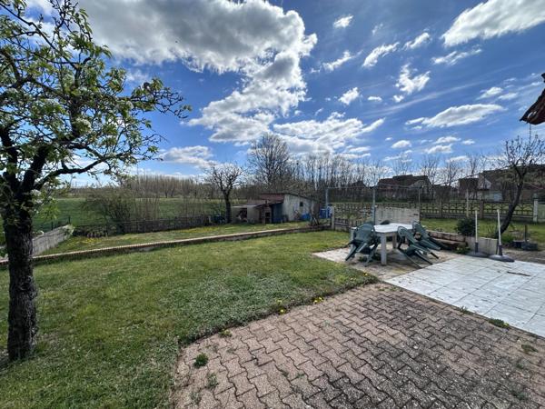 À vendre – Maison familiale avec sous-sol aménagé sur terrain de 800 m²