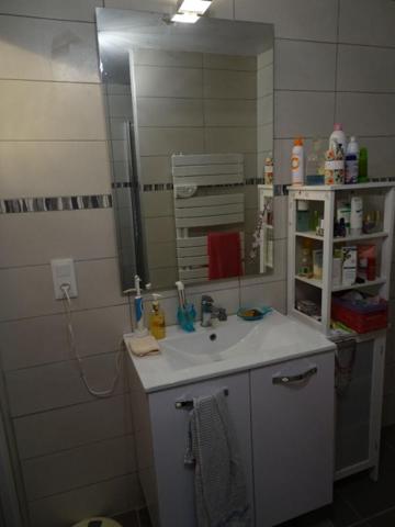 Appartement  rénové avec 3 chambres de 117 m²  habitable à Moirans-en-Montagne