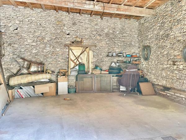 Maison à ARAGON, 11600 - 8 pièces 180m²