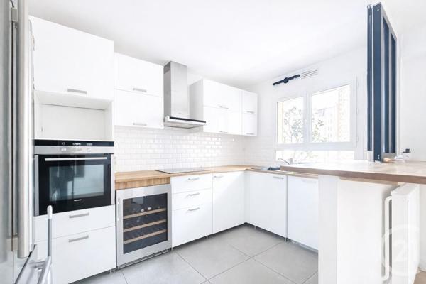 Appartement F3 à vendre  3 pièces - 64,45 m2 AUBERVILLIERS - 93