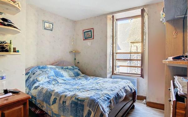 Maison à vendre    4 pièces • 155 m2 Pleaux