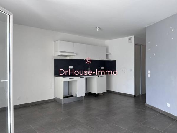 Appartement à louer 3 pièces de 62 m²