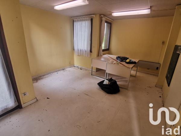 Maison de ville 6 pièces de 209 m² à Guerlesquin (29650)