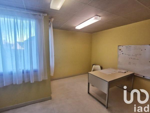 Maison de ville 6 pièces de 209 m² à Guerlesquin (29650)