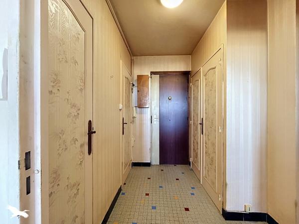 Appartement 155 000 € Oullins 2 p 45 m² DPE D