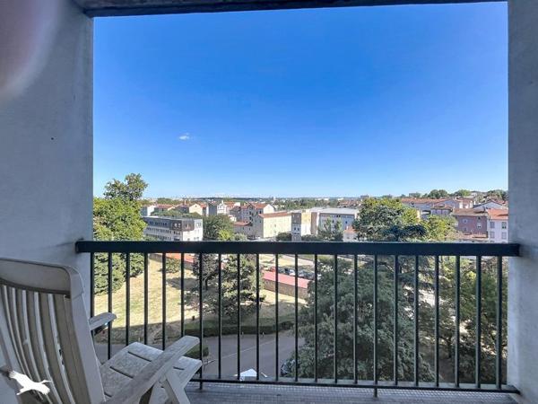 Appartement 155 000 € Oullins 2 p 45 m² DPE D
