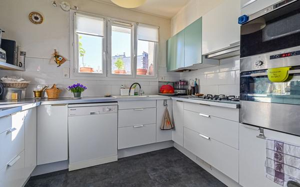 Appartement à vendre    3 pièces • 57 m2 Paris 11
