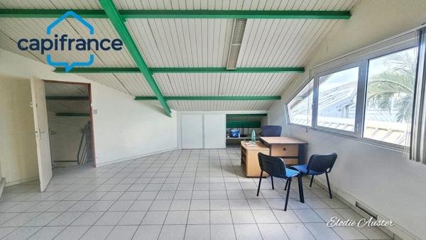 Local professionnel en duplex à Jarry secteur Houelbourg