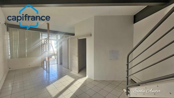 Local professionnel en duplex à Jarry secteur Houelbourg