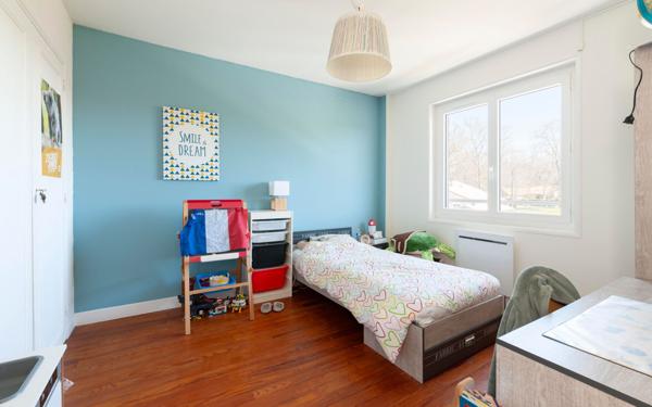 Maison à vendre    6 pièces • 145 m2 Bretagne-de-Marsan