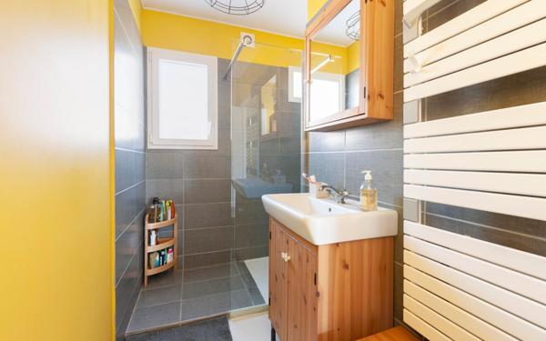 Maison à vendre    6 pièces • 145 m2 Bretagne-de-Marsan