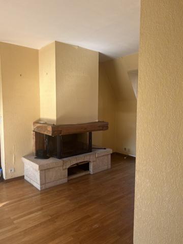 Maison familiale au coeur du centre ville, avec jardin , piscine