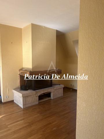 Maison familiale au coeur du centre ville, avec jardin , piscine