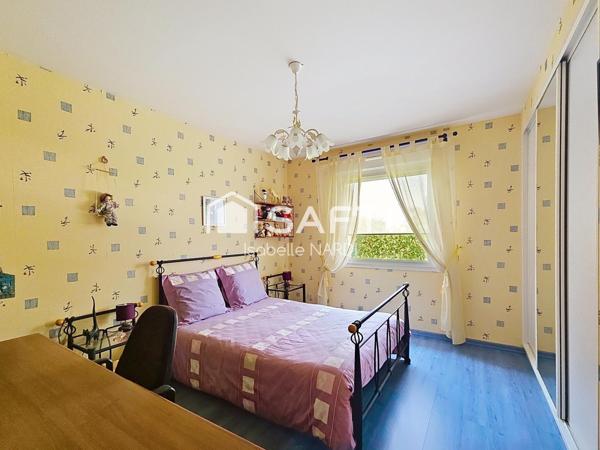 Maison familiale avec piscine dans un cadre paisible à Rugy