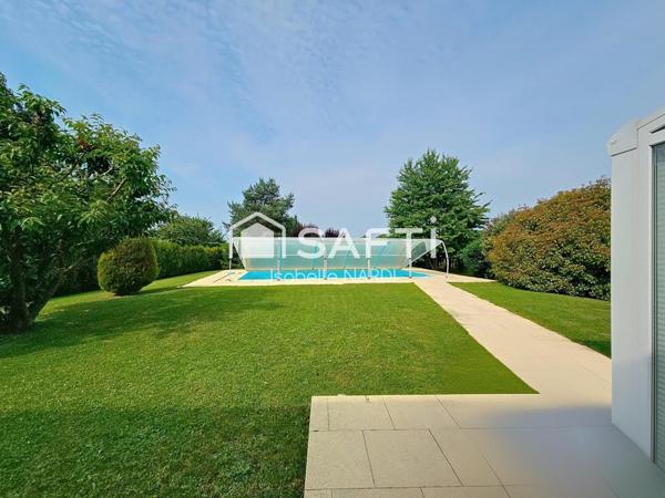 Maison familiale avec piscine dans un cadre paisible à Rugy
