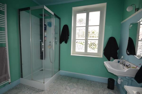 CHÂTEAU THIERRY (02) à vendre belle maison bourgeoise et son jardin joliment agencé.