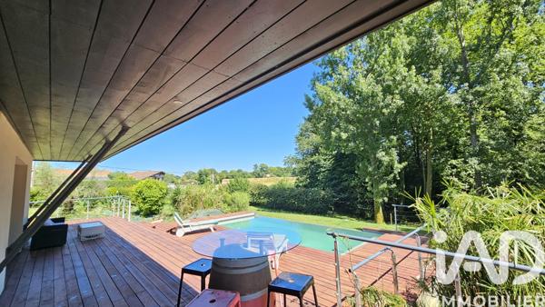 Maison à vendre 7 pièces 199 m² Saint-Martin-de-Seignanx