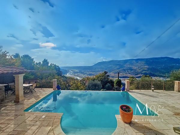 Maison à CASTAGNIERS (06670)