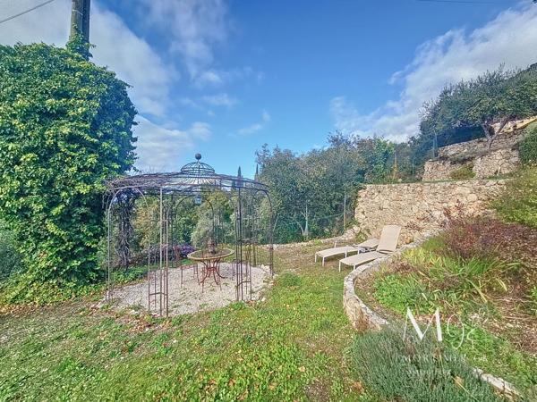 Maison à CASTAGNIERS (06670)