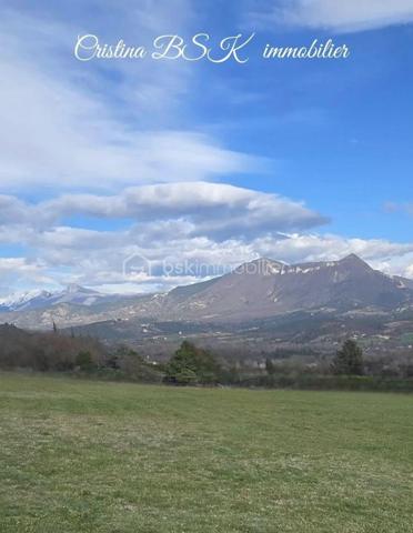 Terrain de 1 000 m²