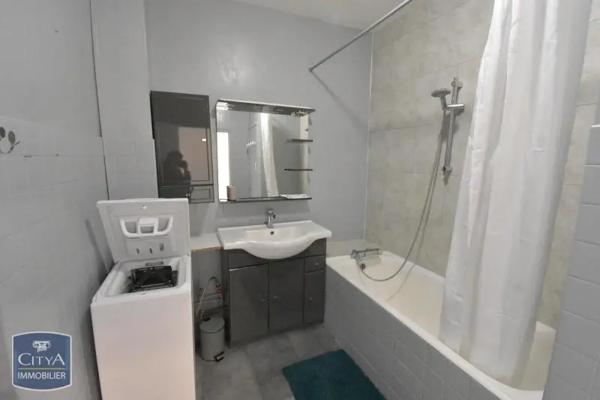 Appartement à louer 3 pièces 73.86m² Le Mans (72000)
