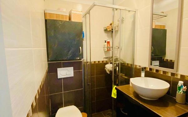 Appartement à louer    2 pièces • 37,60 m2 Cagnes-sur-Mer