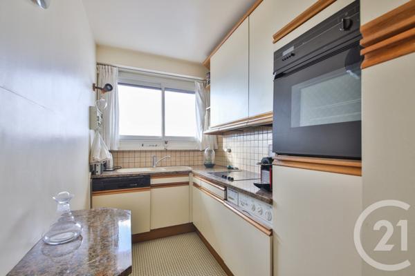 Appartement F2 à vendre  3 pièces - 67 m2 PARIS - 75015