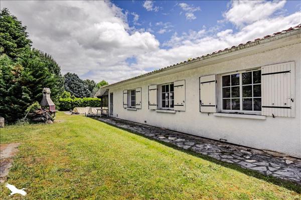 Maison à vendre |  Pompignac |  4 pièces | 107 m²