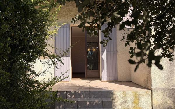 Maison à vendre    6 pièces • 156,79 m2 Saint-Paul-Trois-Châteaux