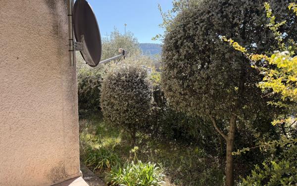 Maison à vendre    6 pièces • 156,79 m2 Saint-Paul-Trois-Châteaux