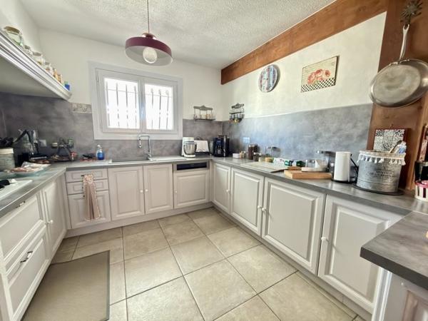 Maison à vendre 349 000 € Sauvian 6 p 138 m² DPE C