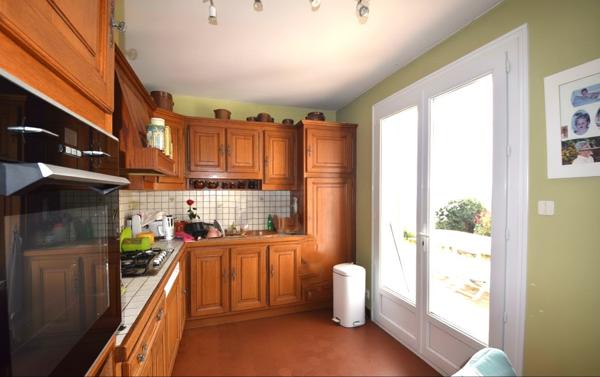 Maison Saint Jean Des Vignes 4 pièce(s) 106 m2 sur  environ 1900m²