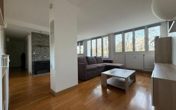 Appartement à louer    2 pièces •  Saint-Maur-des-Fossés