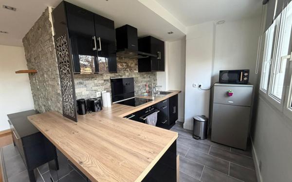 Appartement à louer    2 pièces •  Saint-Maur-des-Fossés