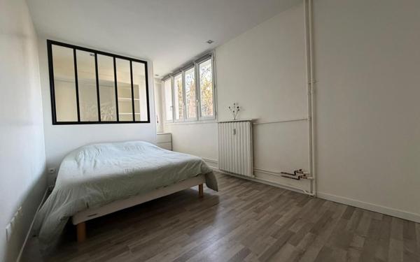 Appartement à louer    2 pièces •  Saint-Maur-des-Fossés