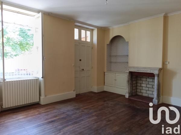 Maison à vendre 7 pièces 129 m² Saint-Amand-Montrond