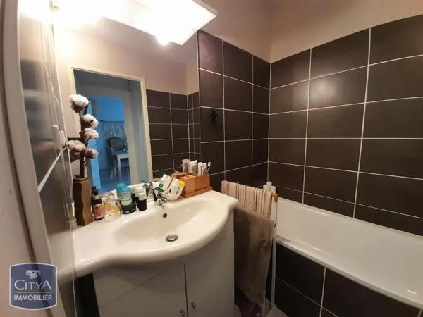 Appartement à louer 2 pièces 36.31m² Gaillac (81600)