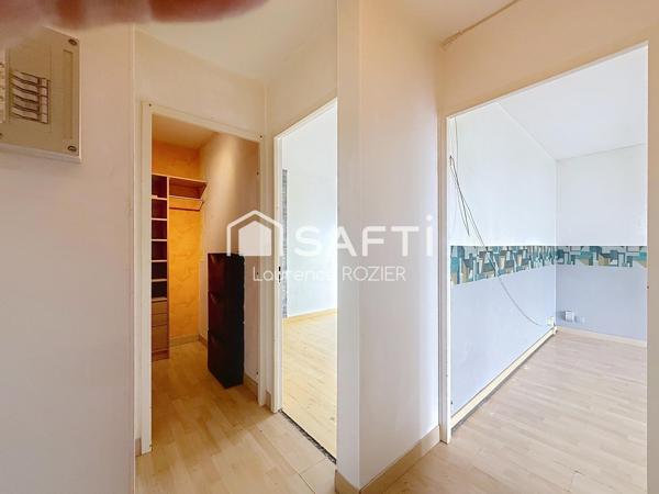 Spacieux, proche des facs, terrasse, ascenseur