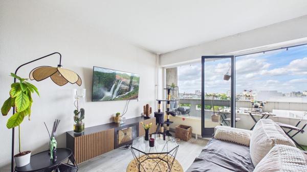 Studio avec Balcon et cave au pied du métro Villejuif Louis Aragon