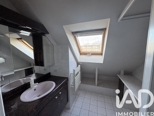 Maison à vendre 9 pièces 154 m² Fontenay-le-Fleury