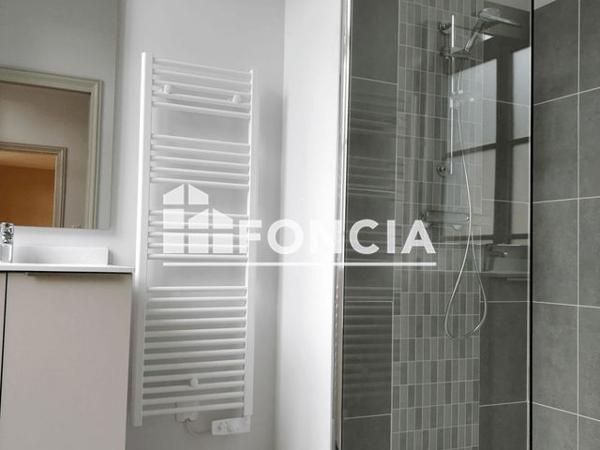 Location Appartement 2 pièces 50.4 m² - 4 E RUE DE LA PREFECTURE Besancon 25000