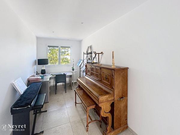 Villeboeuf /Montplaisir Maison de 255,05m2 implantée sur 690M2 de terrain