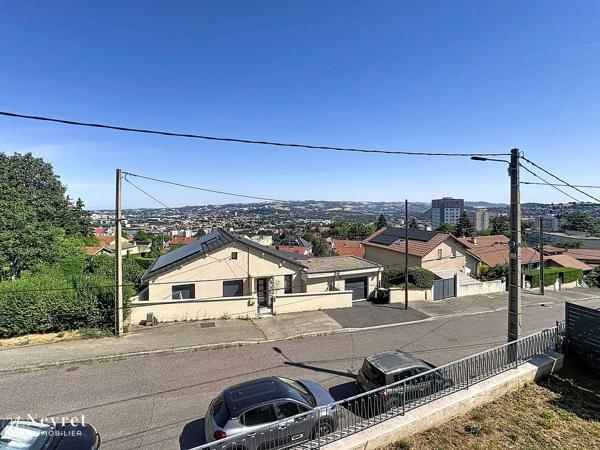 Villeboeuf /Montplaisir Maison de 255,05m2 implantée sur 690M2 de terrain