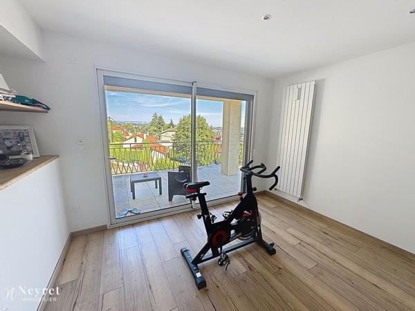 Villeboeuf /Montplaisir Maison de 255,05m2 implantée sur 690M2 de terrain