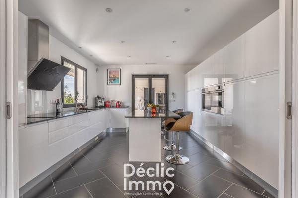 Vente maison Bouliac, 280m² 7 pièces 995 000€ avec piscine