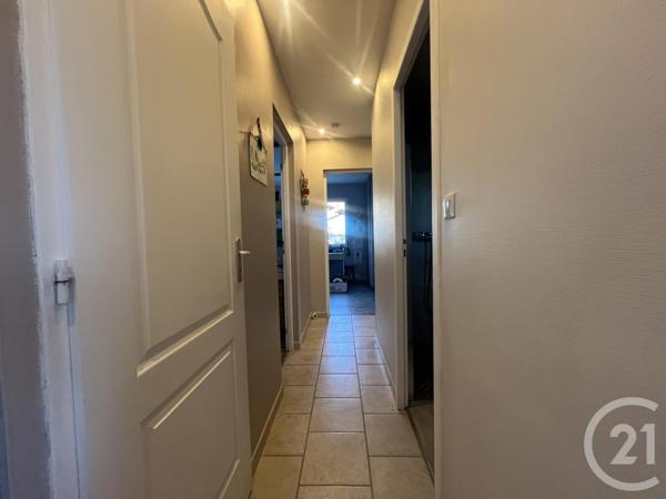 Maison à vendre  4 pièces - 97,10 m2 ST GENEST - 03