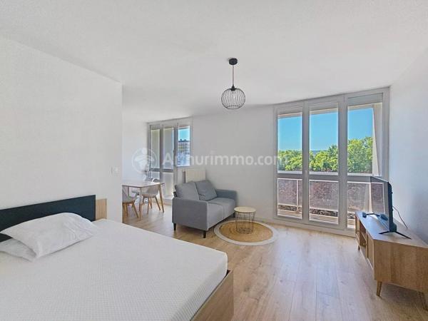 Location                                                      Appartement
                        
                     1 pièces                      31 m2                     à Clermont-Ferrand