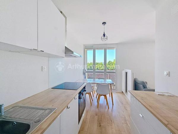 Location                                                      Appartement
                        
                     1 pièces                      31 m2                     à Clermont-Ferrand