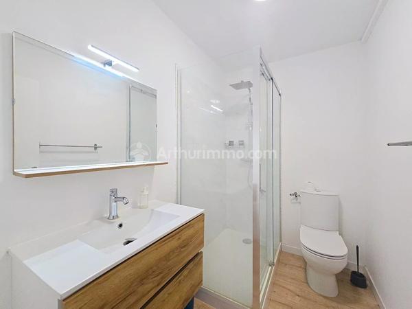 Location                                                      Appartement
                        
                     1 pièces                      31 m2                     à Clermont-Ferrand