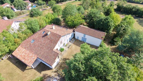 Campagne chic - Superbe corps de ferme - Potentiel Chambres d'hôtes Hagetmau